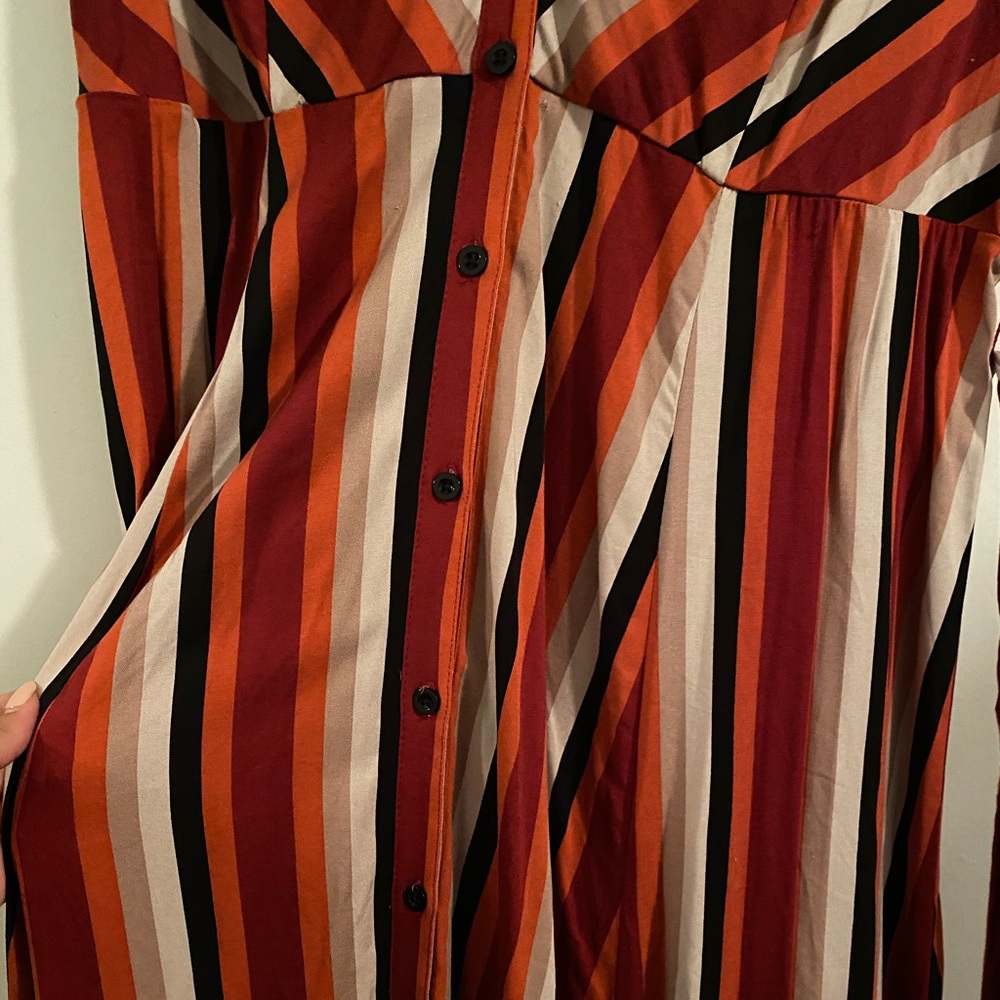 Dress - Picture 5 of 11